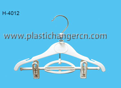 4012 infant  coordinate hanger,