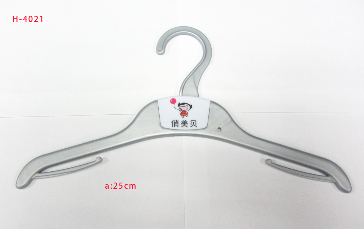 4021 chilldren top hanger